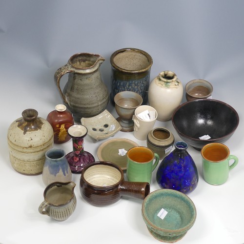 218 - A large quantity of Studio Pottery, to comprise a miniature Leach St Ives faceted Pot, H 4.5cm, a Ke... 