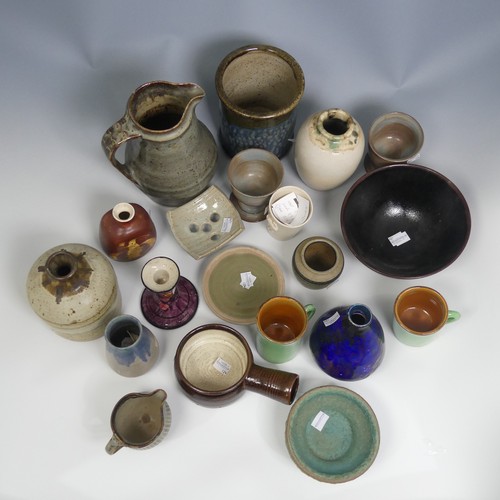 218 - A large quantity of Studio Pottery, to comprise a miniature Leach St Ives faceted Pot, H 4.5cm, a Ke... 