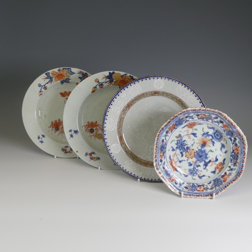 58 - A pair of 18thC Chinese porcelain export Plates, decorated in underglaze blue with overpainted gilt ... 