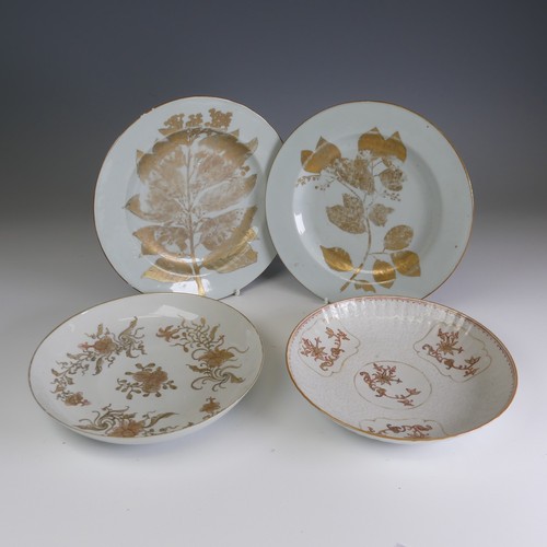 66 - An unusual 19thC Chinese export porcelain Plate, the plain ground with gilded foliate representation... 