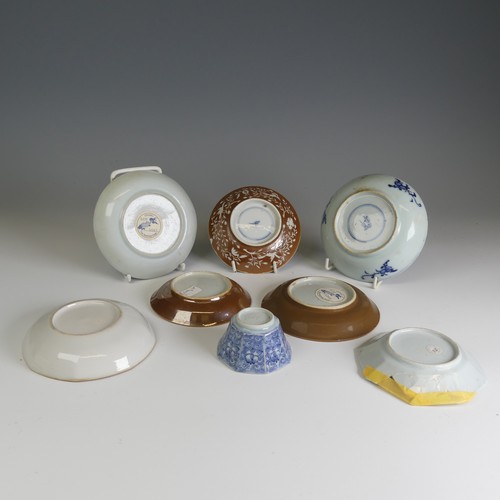 73 - A quantity of 19thC and later Chinese blue and white porcelain Teawares, to comprise a Saucer with i... 