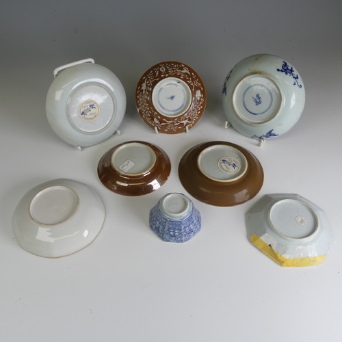 73 - A quantity of 19thC and later Chinese blue and white porcelain Teawares, to comprise a Saucer with i... 