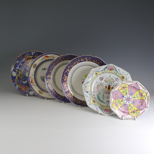 84 - A quantity of 18thC and later Chinese porcelain Plates, comprising a pair of Jiaqing export Plates, ... 