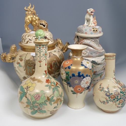 121 - A quantity of decorative Japanese pottery and porcelain Wares, to comprise a large 20thC Japanese Sa... 