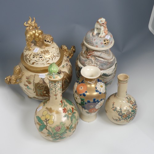 121 - A quantity of decorative Japanese pottery and porcelain Wares, to comprise a large 20thC Japanese Sa... 