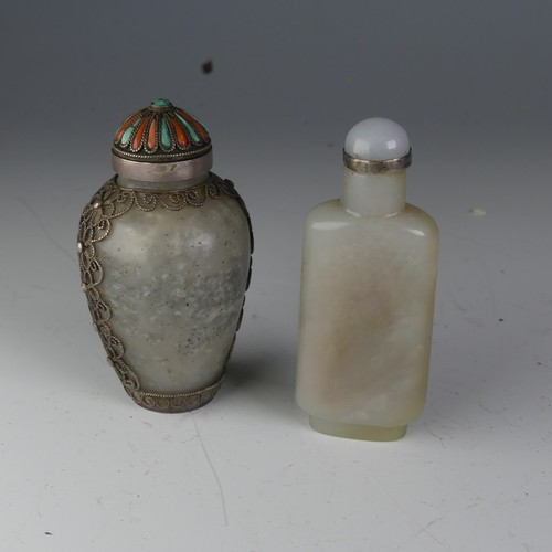 187 - A 19thC Chinese jade Snuff Bottle, of shouldered rectangular form, with associated top with silver c... 