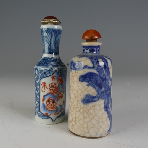 189 - A Chinese porcelain blue and white crackleware Snuff Bottle, of shouldered tapering conical form, un... 