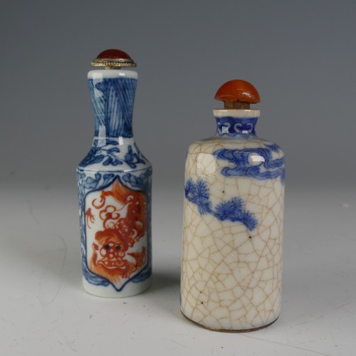 189 - A Chinese porcelain blue and white crackleware Snuff Bottle, of shouldered tapering conical form, un... 