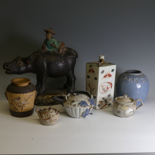 101 - A quantity of decorative 20thC Chinese Ceramics, comprising a crackleware Bottle Vase, H 24cm, a Vas... 