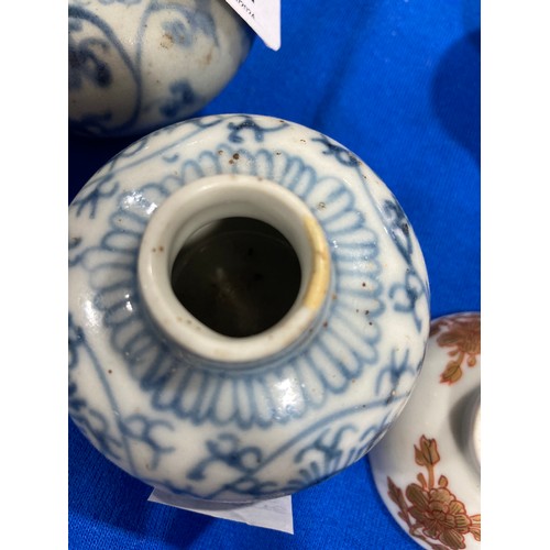 12 - A quantity of 18thC and later Chinese porcelain, to comprise a Tea bowl and Saucer, D 11.5cm, decora... 