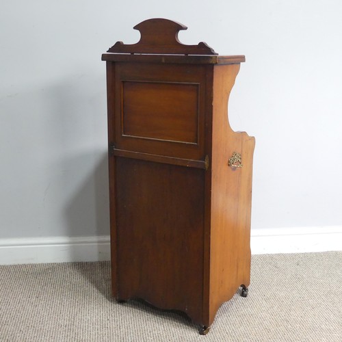 413 - An Edwardian mahogany coal Purdonium, serpentine top above mirror, over marble slab and hinged lined... 