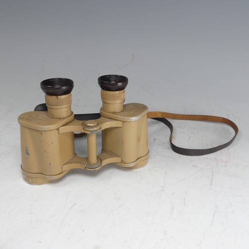 211 - A pair of World War II German Afrika Korps / Tropical Officers Binoculars, set of 6 x 30 Dienstglas ... 