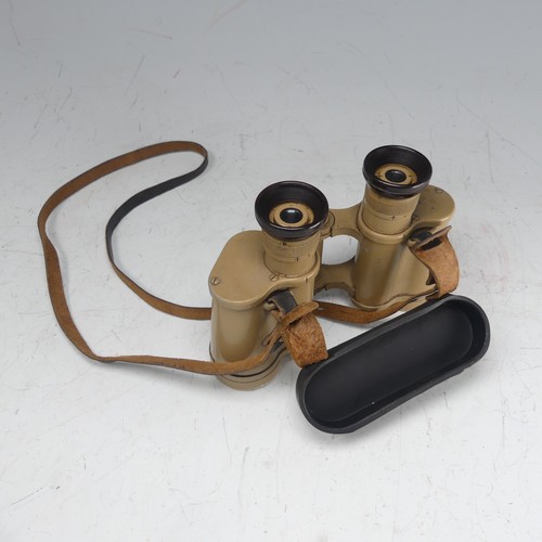 211 - A pair of World War II German Afrika Korps / Tropical Officers Binoculars, set of 6 x 30 Dienstglas ... 