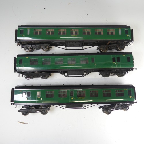 Three Exley ‘0’ gauge SR Coaches, green with yellow lettering: All 1st Side Corridor Coach No.6000; Brake/3rd Coach No.5533, and Brake/Passenger Coach No.1289 (3)