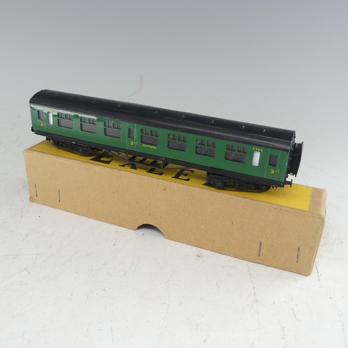 79 - Exley: ‘00’ gauge Type K6 S.R. Side Corridor Full 3rd Passenger Coach No.8995, green, boxed, overall... 