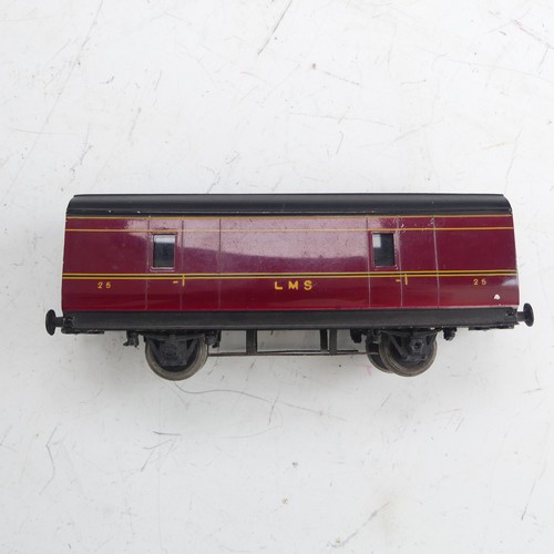 82 - Exley: five Type K5 ‘00’ gauge L.M.S. Passenger Coaches, maroon, and two K5/W1 L.M.S. Coaches, toget... 