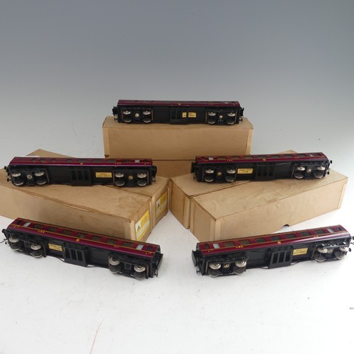 77 - Exley for Bassett-Lowke: ‘00’ gauge, a rake of five L.M.S. bogie Passenger Corridor Coaches, maroon ... 