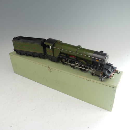 92 - A quantity of '00' gauge plastic and card track and trackside accessories and buildings kits, approx... 