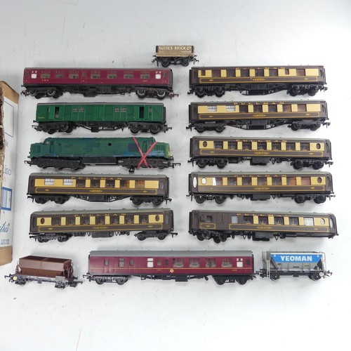 89 - A quantity of ‘00’ gauge model railway, plastic, mainly Hornby Dublo, some Tri-ang, Lima, etc, ten v... 