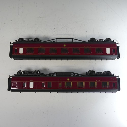 42 - Pair of ‘0’ gauge LMS bogie Passenger Coaches, in LMS maroon with yellow lettering; All 3rd Class Co... 