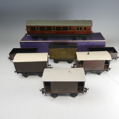 45 - Bassett-Lowke '0' gauge LMS 3rd Class Coach, maroon with yellow lettering, No.9343, boxed, together ... 