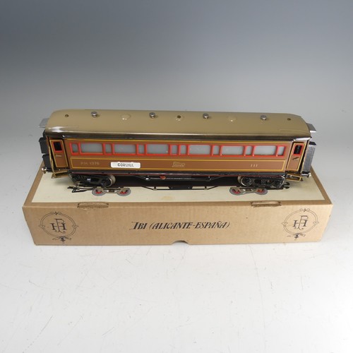 52 - Paya (Spain) ‘0’ gauge electric model railway passenger coach, P.H. 1376, “Coruna/Madrid”, brown bod... 