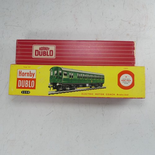 63 - Hornby Dublo: 2250 2-Rail Electric Motor Coach, Brake/2nd No.S.65326, S.R. green, boxed with packagi... 