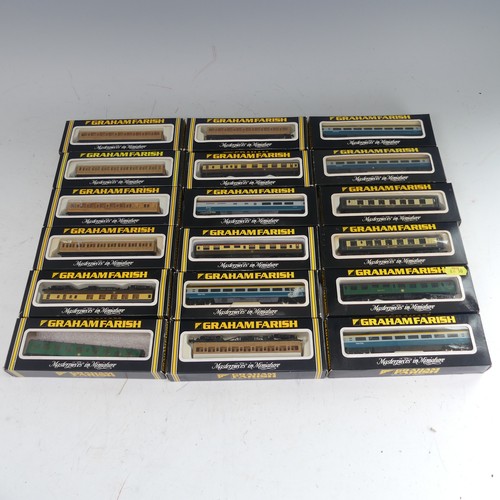 93A - Graham Farish 'N' gauge: Eighteen various passenger coaches, all boxed, including 4 x BR Mk.III bogi... 