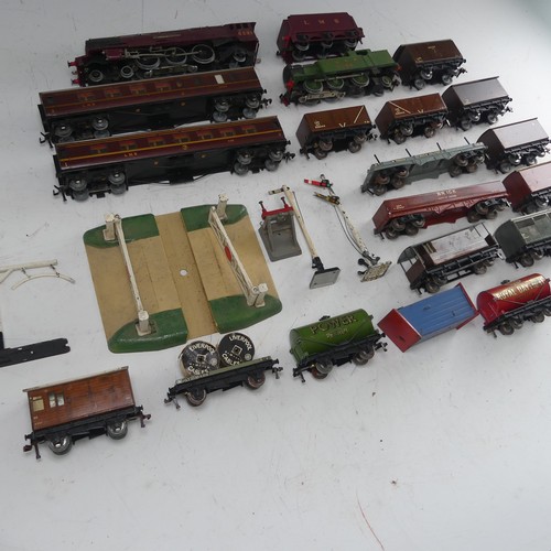 95 - Hornby Dublo: A quantity of '00' gauge model railway, 3-rail electric, including 4-6-2 