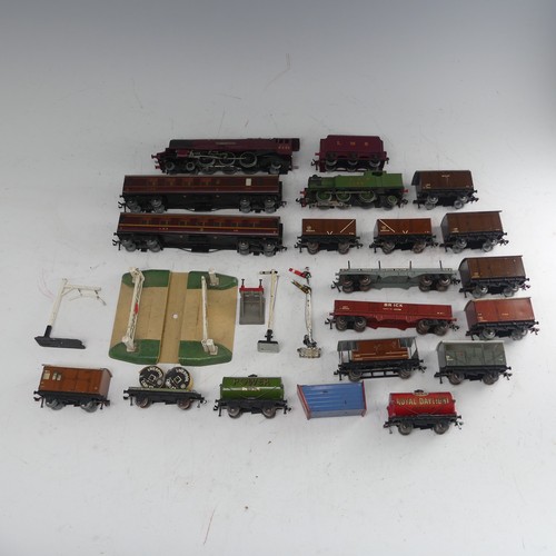 95 - Hornby Dublo: A quantity of '00' gauge model railway, 3-rail electric, including 4-6-2 