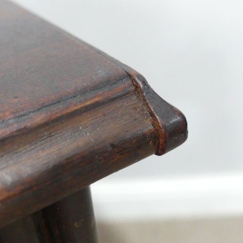 436 - A Georgian mahogany side Table, moulded top over one drawer, raised on reeded legs, W 75.5 cm x H 71... 