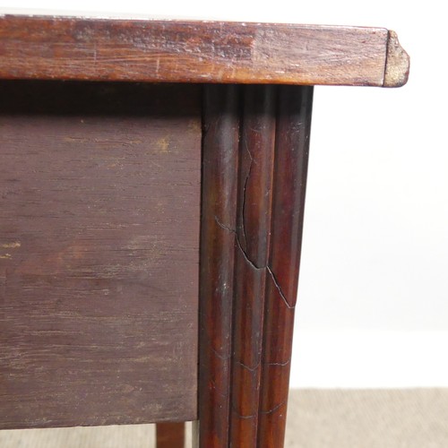 436 - A Georgian mahogany side Table, moulded top over one drawer, raised on reeded legs, W 75.5 cm x H 71... 