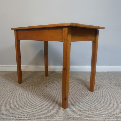 444 - A small antique stained pine side Table, in the style of a kitchen Table, rectangular top raised on ... 