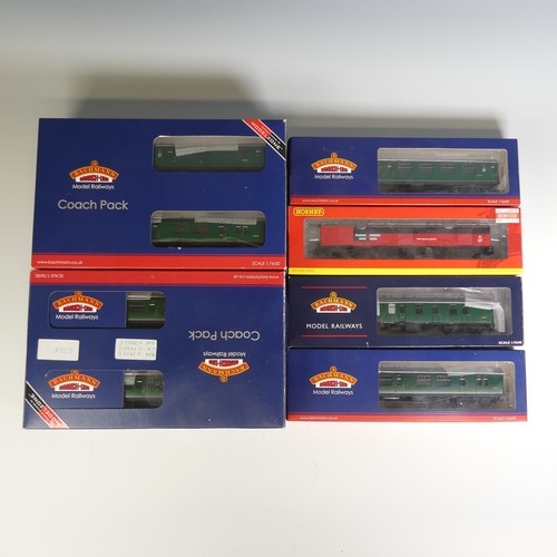 105 - Two Bachmann Branch-Line ModelZone '00' gauge 34-500Z Set of three Bullied Coaches BR Green (SR), bo... 