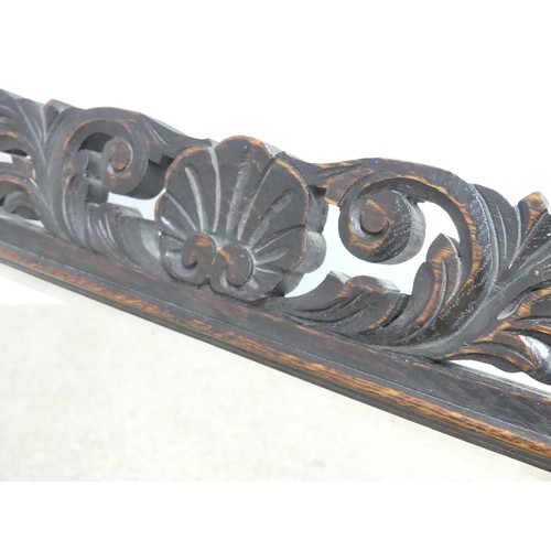 532 - An antique carved and pierced oak rectangular wall Mirror, W 76 cm x H 62 cm.