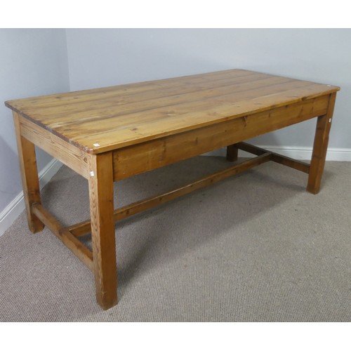 478 - An early 20th century pitch pine Farmhouse Kitchen refectory Table, six planked top raised on square... 