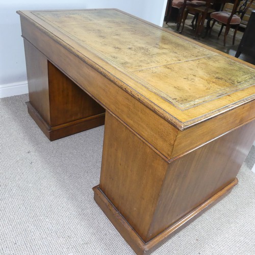 496 - A good late 19th century oak twin pedestal Desk, rectangular top inset with gilt tooled leather skiv... 