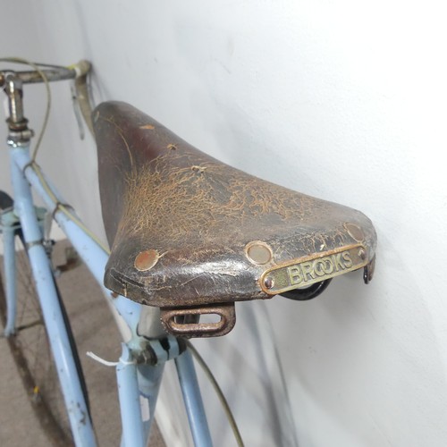 174 - A Hetchins Cycles (Tottenham) handmade Racing Bicycle, dating 1937, (Jeff Scherens copy) with a 23-i... 