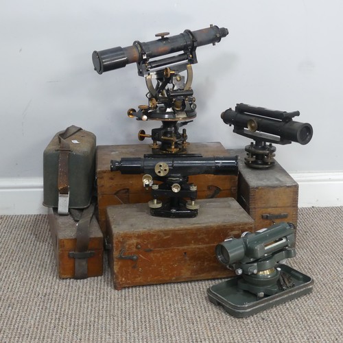 179 - A late 19th / early 20th century lacquered brass Theodolite, unsigned, the telescope with rack and p... 