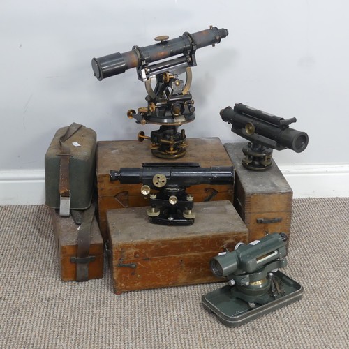 179 - A late 19th / early 20th century lacquered brass Theodolite, unsigned, the telescope with rack and p... 