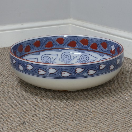 372 - A large Royal Doulton Seymour Bowl, RN 374874, W 37 cm x H 13 cm.