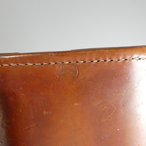 221 - A WW2 leather military tool Bag / mechanics Box, stamped to the top with 'W D' and the military arro... 