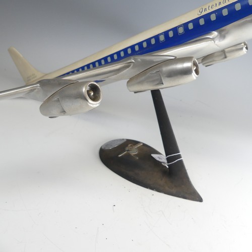 160 - An aircraft manufacturers desktop metal model Aeroplane, 1:72 scale aeroplane of International Air B... 