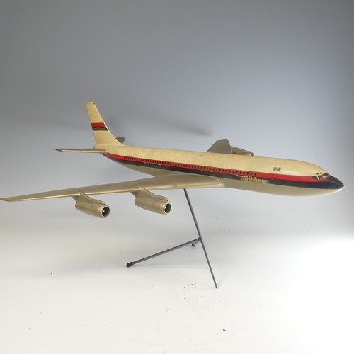 160 - An aircraft manufacturers desktop metal model Aeroplane, 1:72 scale aeroplane of International Air B... 