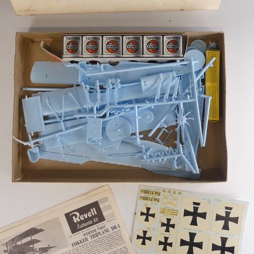 120 - A Revell Airfix Fokker Triplane plastic model Kit, authentic model of Werner Voss' Fokker DR-1 Tripl... 