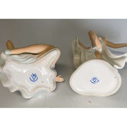 180 - Marilyn Monroe interest: two Schaubach Kunst porcelain figurines of Marilyn Monroe, one seated, 12cm... 