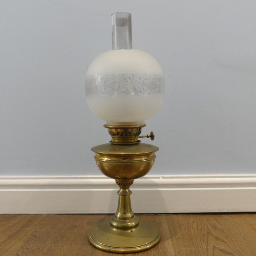 477 - A Victorian brass Oil Lamp, stamped 'King & co, Hinks Hull', with etched glass shade and funnel,... 