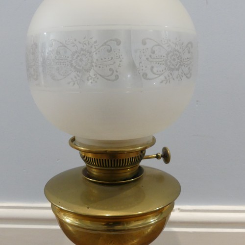 477 - A Victorian brass Oil Lamp, stamped 'King & co, Hinks Hull', with etched glass shade and funnel,... 