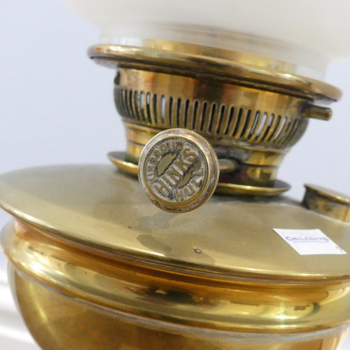 477 - A Victorian brass Oil Lamp, stamped 'King & co, Hinks Hull', with etched glass shade and funnel,... 