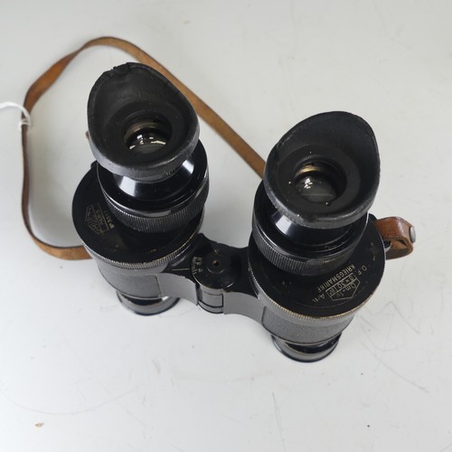 209 - A pair of German WW2 Kriegsmarine Binoculars, stamped 'Dm-1v, 8 x 30, D.F. Artl, KRIEGSMARINE' and '... 